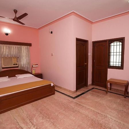 Lloyds Serviced Apartments,Krishna Street,T Nagar Chennai Extérieur photo