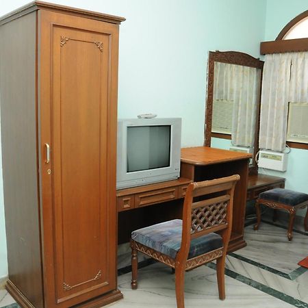 Lloyds Serviced Apartments,Krishna Street,T Nagar Chennai Chambre photo
