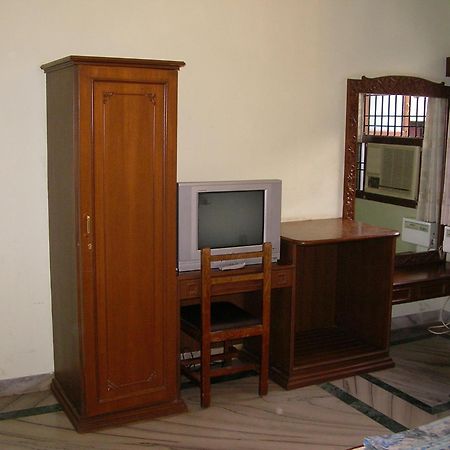 Lloyds Serviced Apartments,Krishna Street,T Nagar Chennai Chambre photo