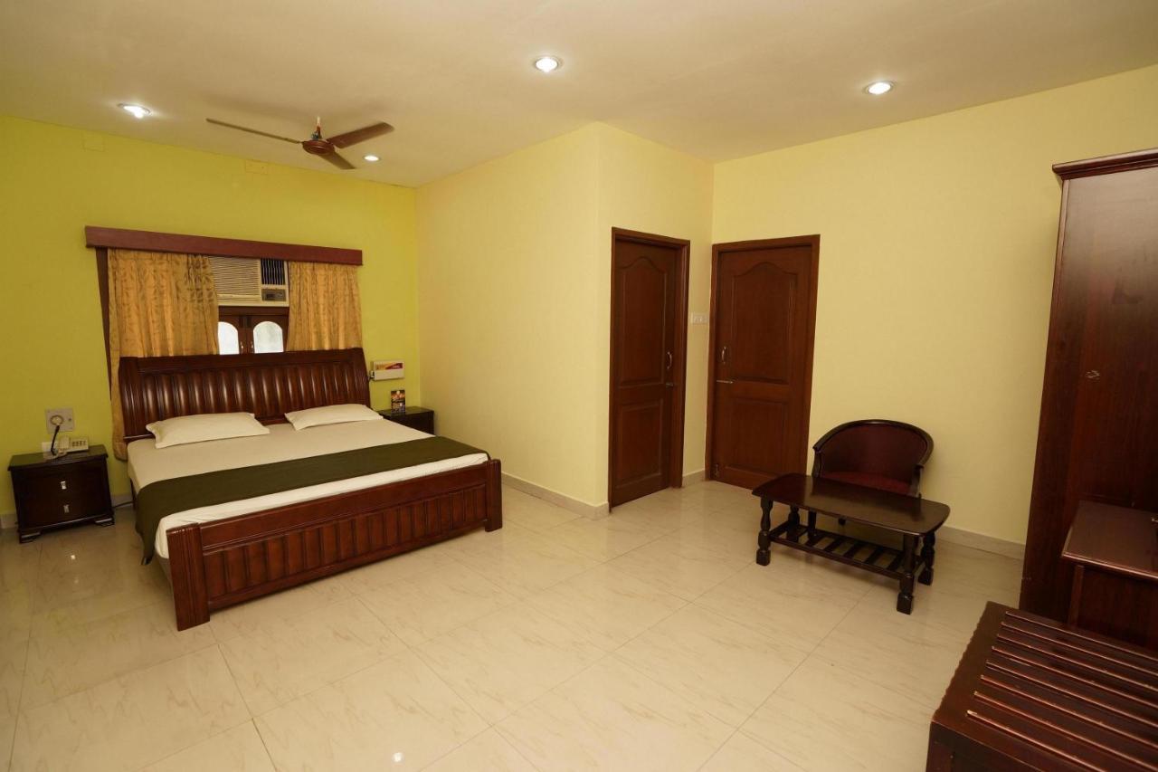 Lloyds Serviced Apartments,Krishna Street,T Nagar Chennai Extérieur photo