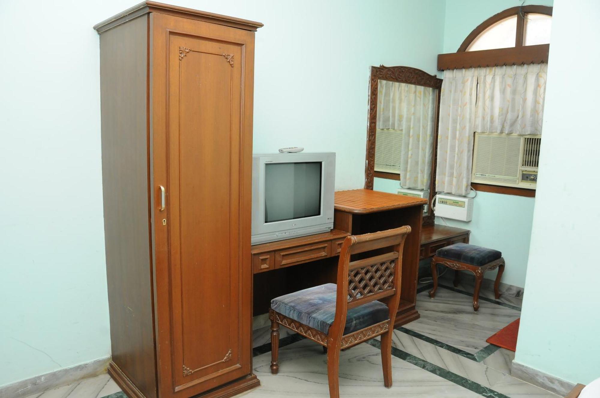 Lloyds Serviced Apartments,Krishna Street,T Nagar Chennai Chambre photo