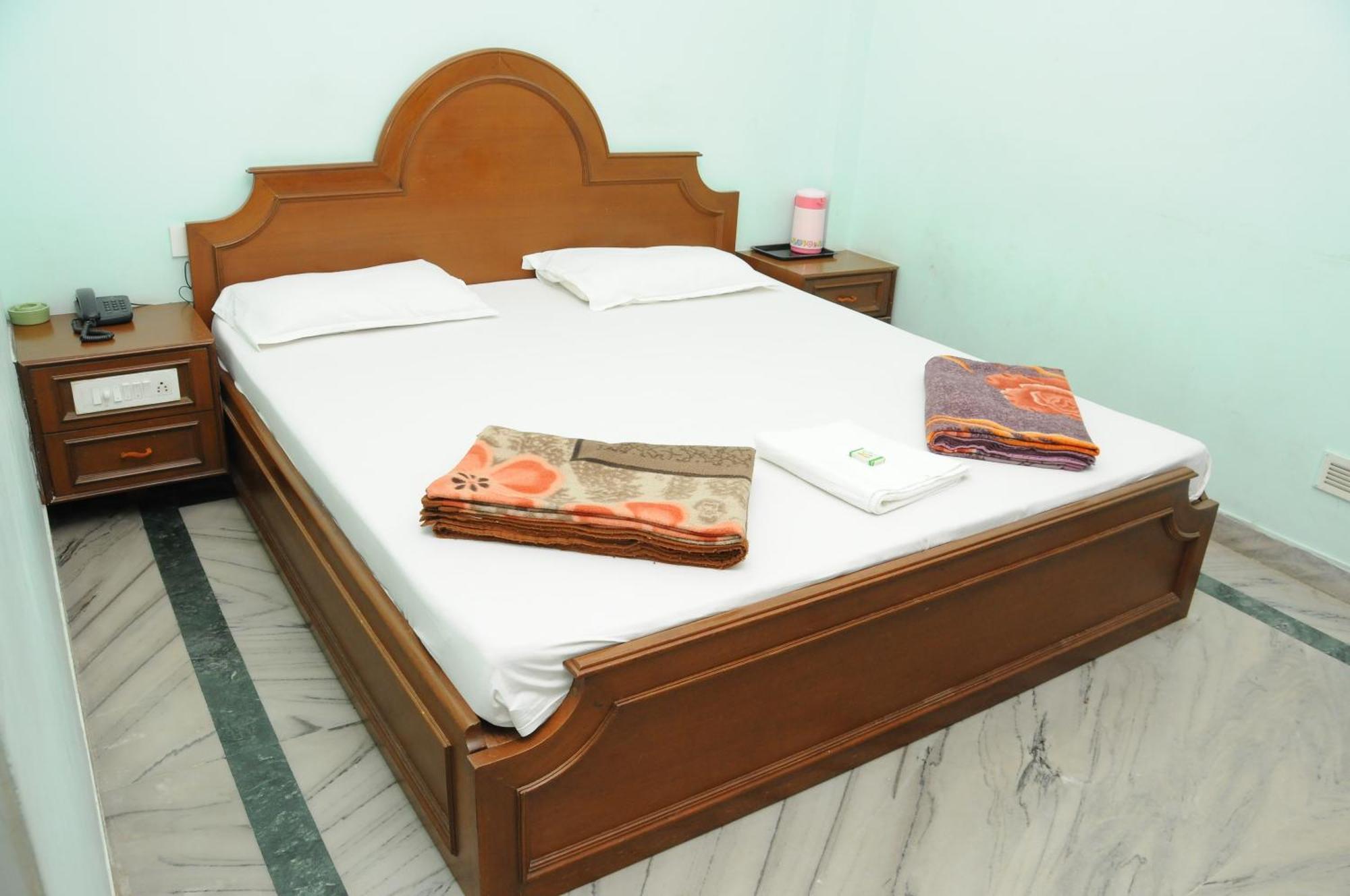 Lloyds Serviced Apartments,Krishna Street,T Nagar Chennai Chambre photo