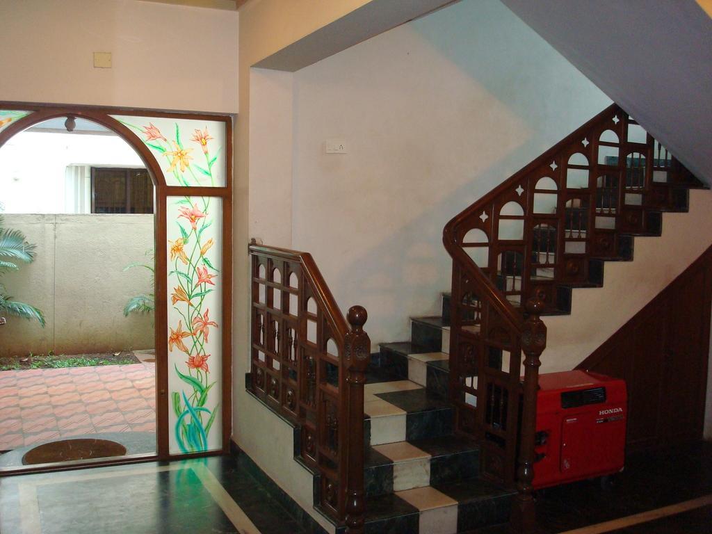 Lloyds Serviced Apartments,Krishna Street,T Nagar Chennai Chambre photo