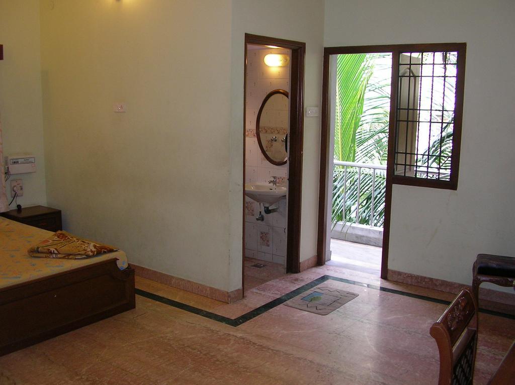 Lloyds Serviced Apartments,Krishna Street,T Nagar Chennai Chambre photo