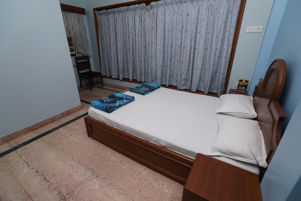 Lloyds Serviced Apartments,Krishna Street,T Nagar Chennai Extérieur photo